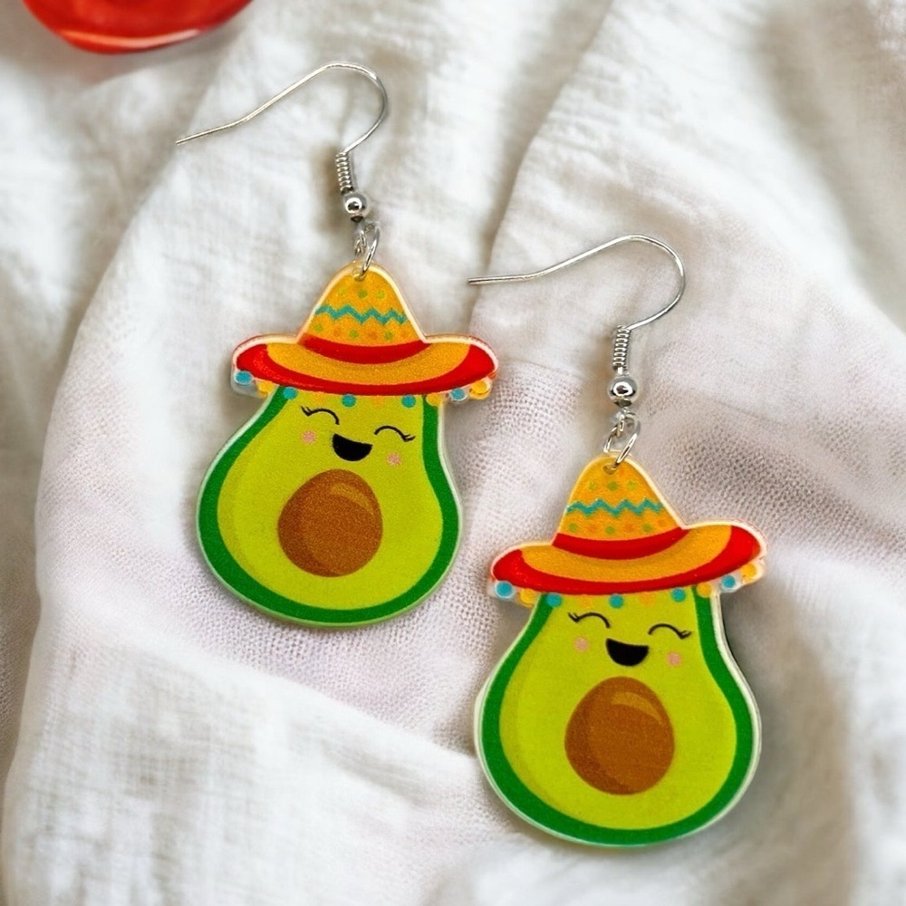 Avocado A-Go-Go: Fresh & Fun NWT Dangle Earrings! 🥑🎉 Fiesta Time!